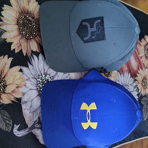 Under Armor, Hooey Kid Hats - Picture 1 of 11